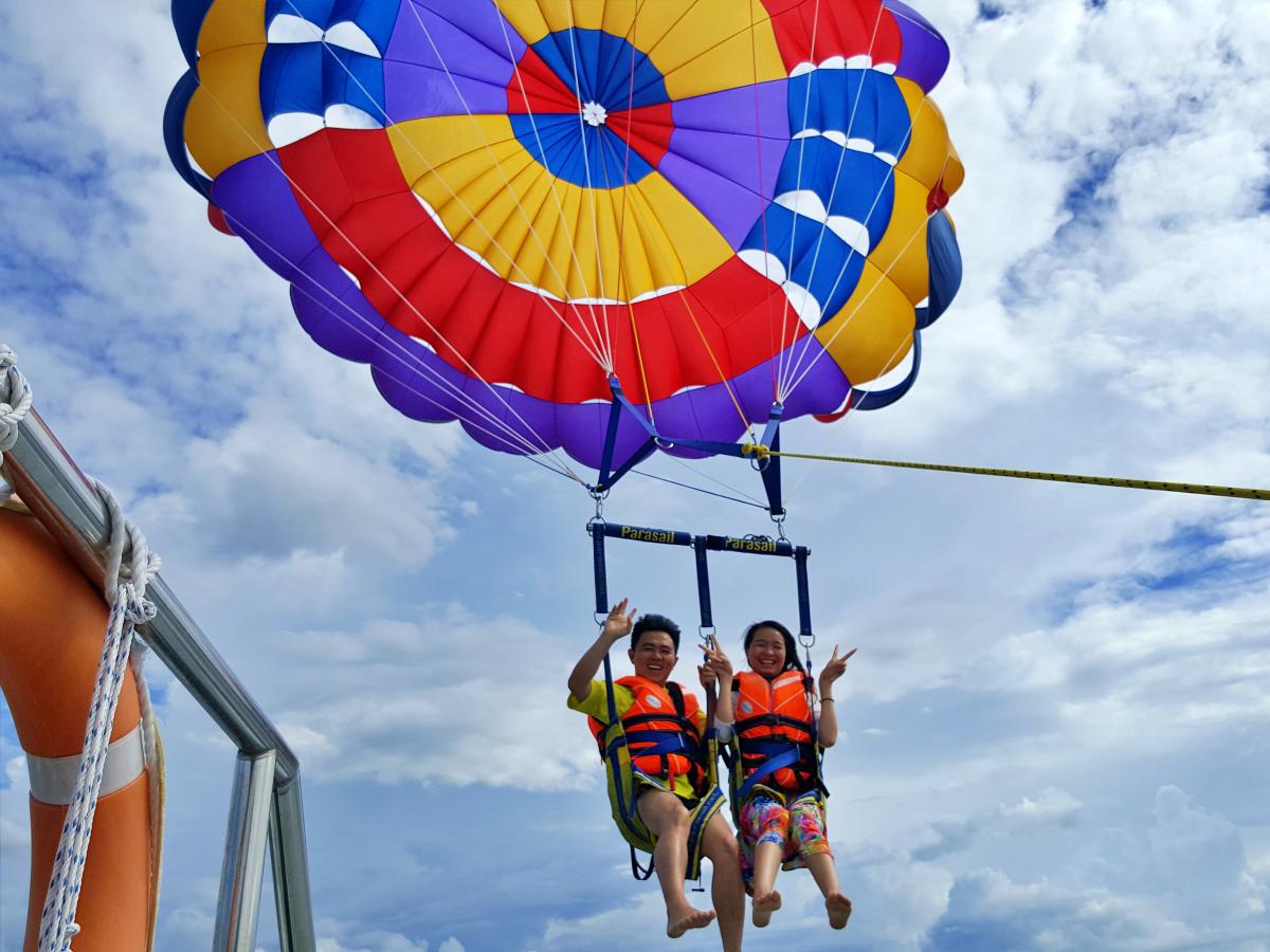 Fun Boat Snorkeling & Island Visit